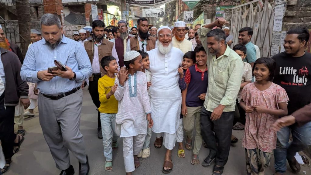 সেই অন্ধকারে আর ফিরতে চাই না, জামায়াত আমিরের বার্তা