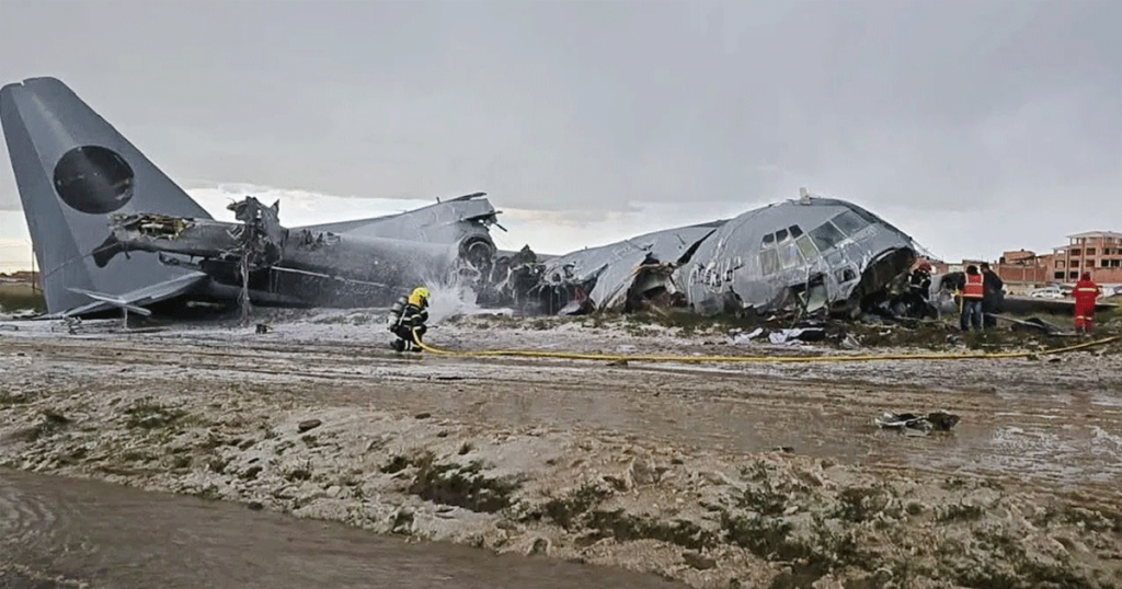 টাকা বোঝাই সামরিক বিমান বিধ্বস্ত, বলিভিয়ায় নিহত অন্তত ১৫
