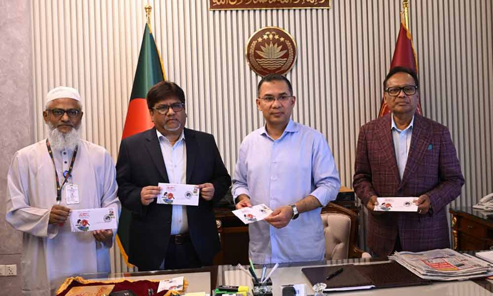 সচিবালয়ে স্বাধীনতা দিবসের ডাকটিকিট উদ্বোধন করলেন প্রধানমন্ত্রী