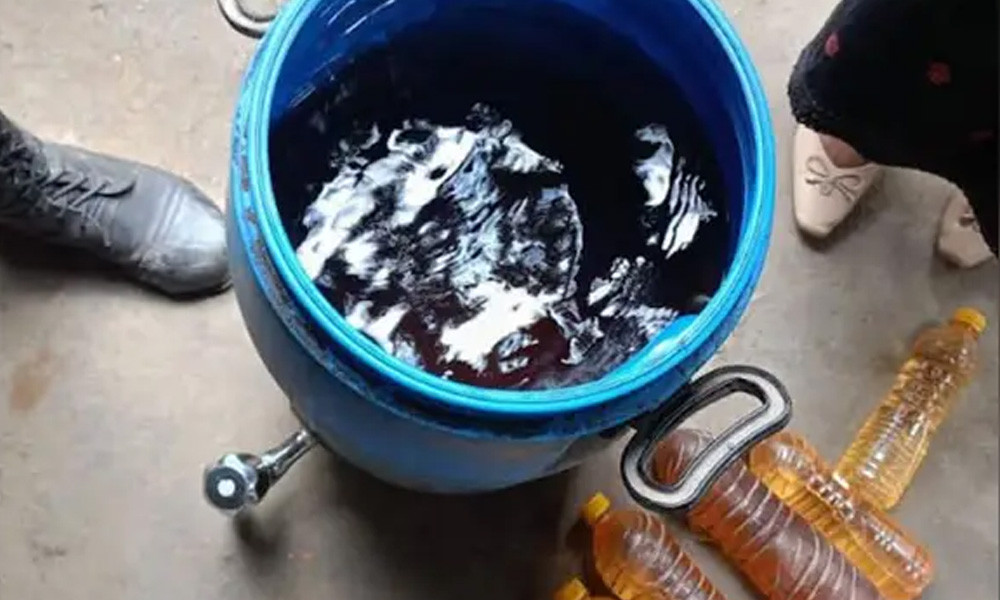 রংপুরে পেট্রল মজুদ করে ব্যবসা, ধরা পড়লেন ব্যবসায়ী