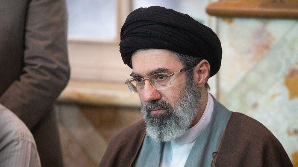 খামেনির শারীরিক অবস্থা নিয়ে বিভ্রান্তি, যা বলছে ইরান