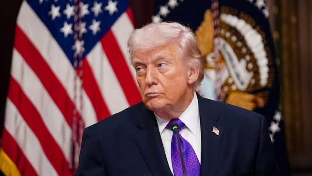 ট্রাম্পকে যুদ্ধে আটকে দিচ্ছে ইসরায়েল, বের হওয়ার পথ ক্রমেই সংকীর্ণ