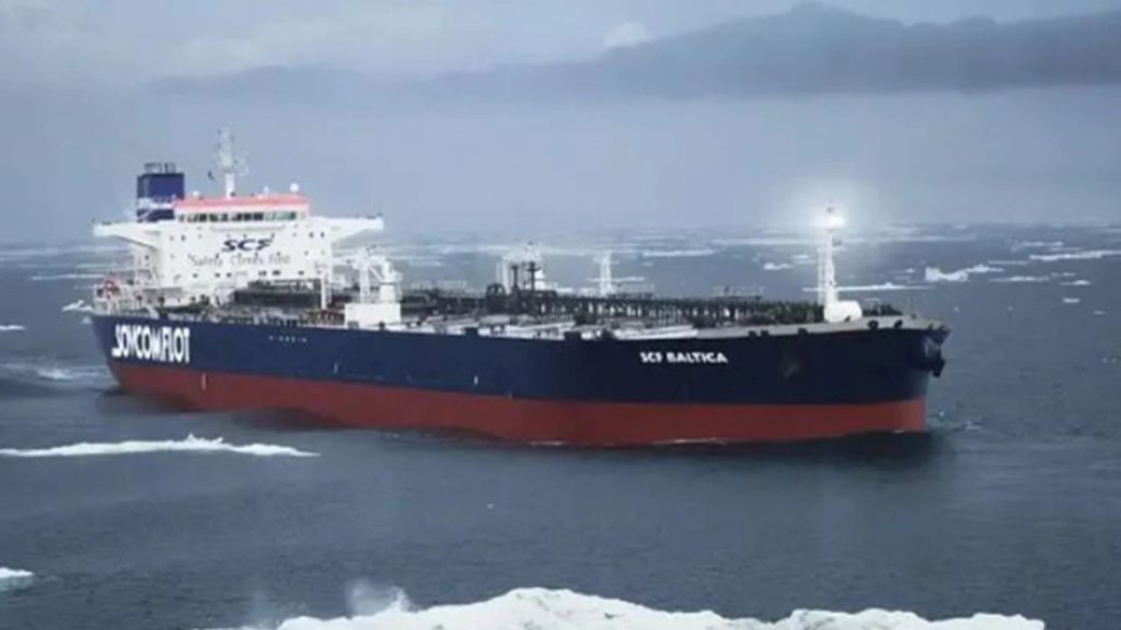 রাশিয়ার তেল বিক্রির ওপর নিষেধাজ্ঞা