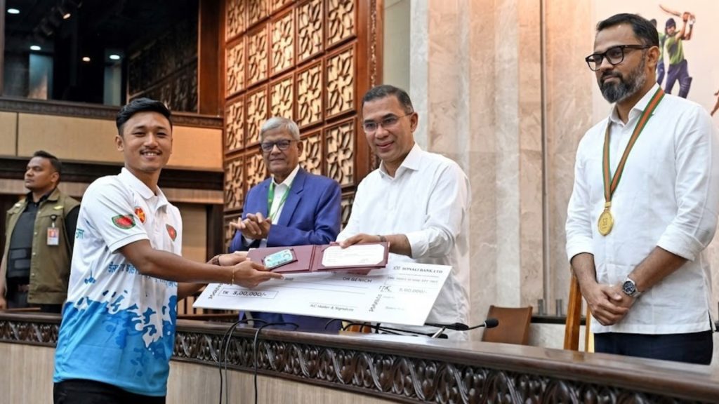 খেলোয়াড়দের রাজনীতিতে না আসার আহ্বান প্রধানমন্ত্রীর