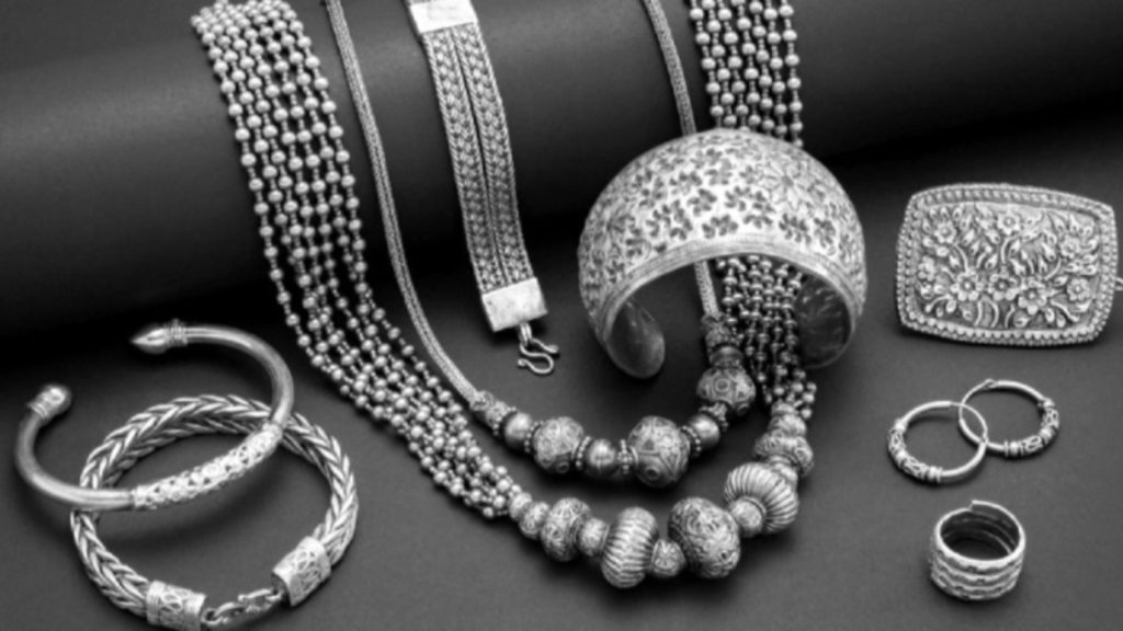 রুপার দাম কমল