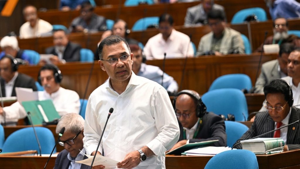 প্রাথমিকের ২ লাখ শিক্ষার্থী পাবেন বিনামূল্যে স্কুল ড্রেস
