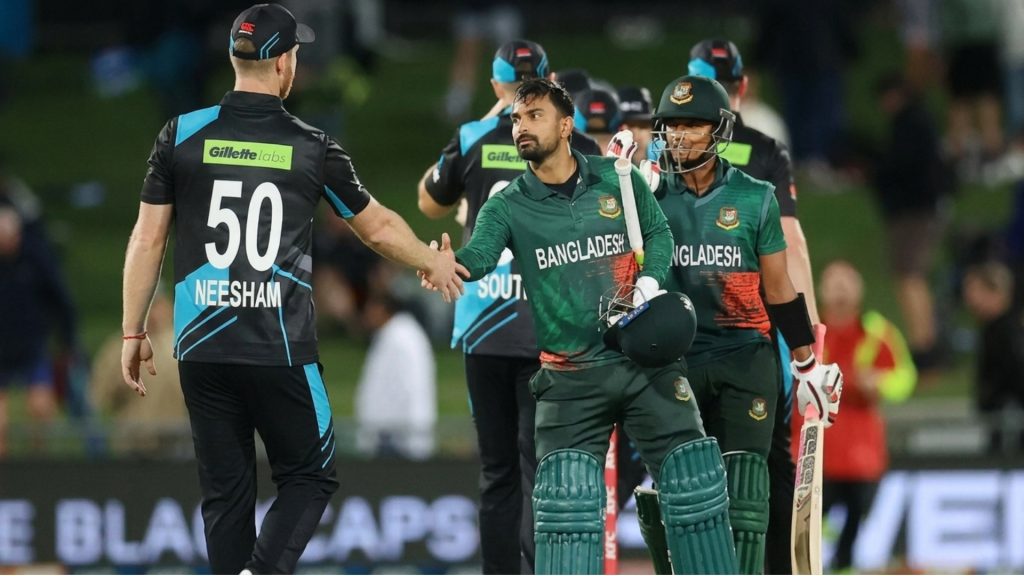 ২০০ টাকায় মাঠে বসে বাংলাদেশ–নিউজিল্যান্ড ম্যাচ দেখার সুযোগ