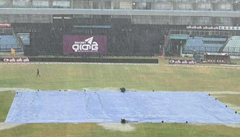 বৃষ্টিতে ভেস্তে যাচ্ছে চট্টগ্রাম ম্যাচ শুরুর সময়, টসেও বিলম্ব