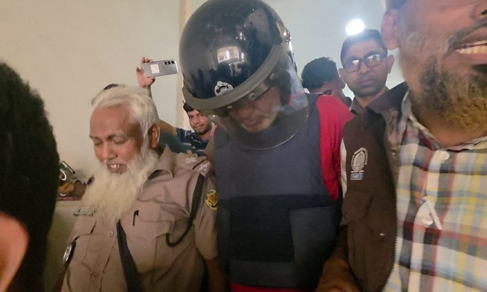 হাদি হত্যা মামলায় অস্ত্র বিক্রেতা ৩ দিনের রিমান্ডে