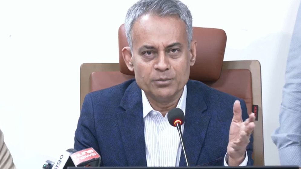 বাস-ট্রাক ভাড়া বাড়বে কি না, সিদ্ধান্ত বৃহস্পতিবার