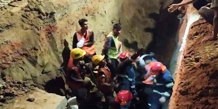 চট্টগ্রামে ওয়াসা প্রকল্পে মাটি ধসে দুই শ্রমিক নিহত
