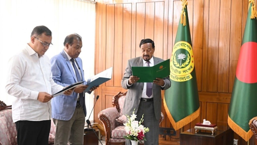 নবনির্বাচিত দুই এমপির শপথ গ্রহণ জাতীয় সংসদে অনুষ্ঠিত