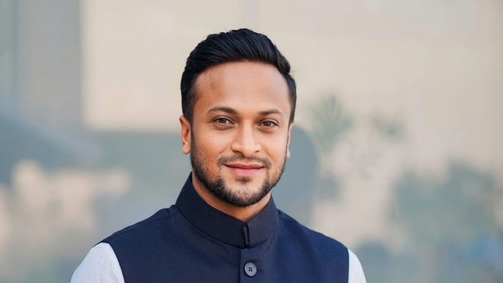 রাজনীতিতে ফেরা নিয়ে নীরবতা ভাঙলেন সাকিব