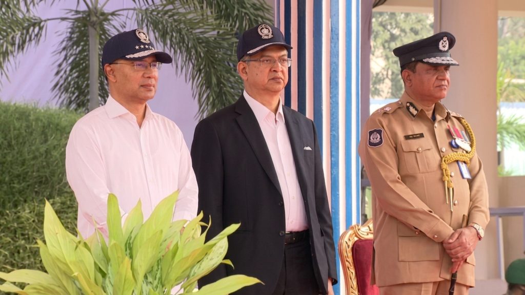 পুলিশ সপ্তাহে রাজারবাগে প্রধানমন্ত্রীর প্যারেড পরিদর্শন