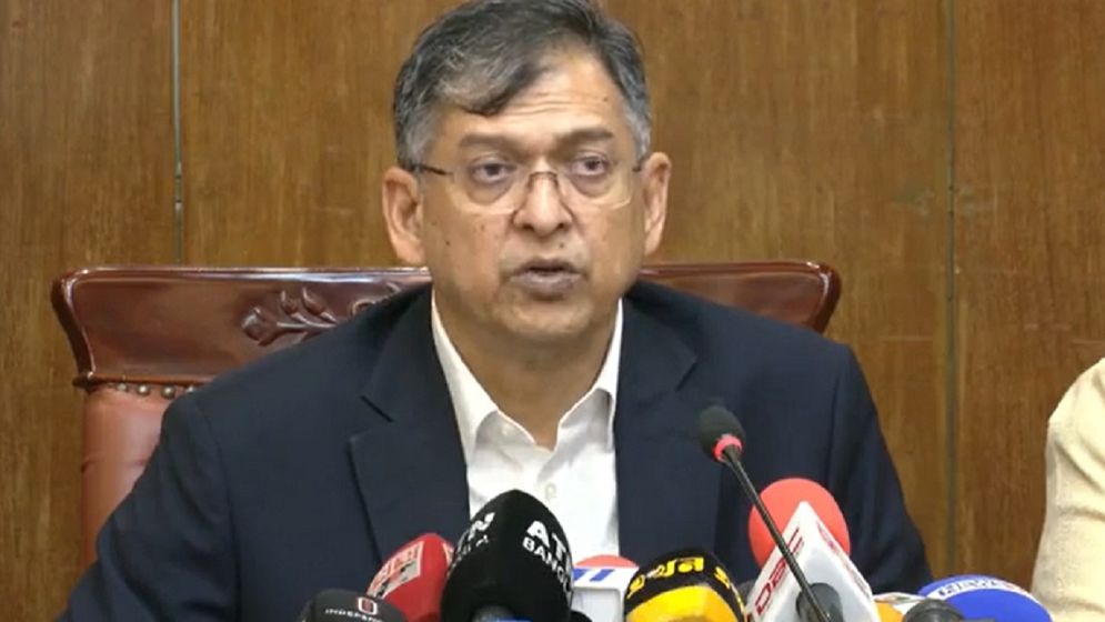 আইনশৃঙ্খলায় সেনা মোতায়েন কমছে, জানালেন স্বরাষ্ট্রমন্ত্রী