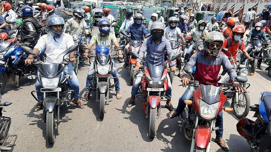 মোটরসাইকেলে নতুন করের পরিকল্পনা, ক্ষোভে ফুঁসছেন চালকরা