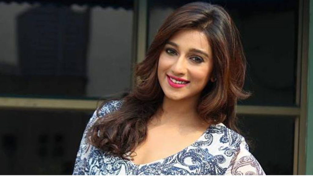 নির্বাচনে হারের পর অভিনয়ে ফিরতে চান সায়ন্তিকা
