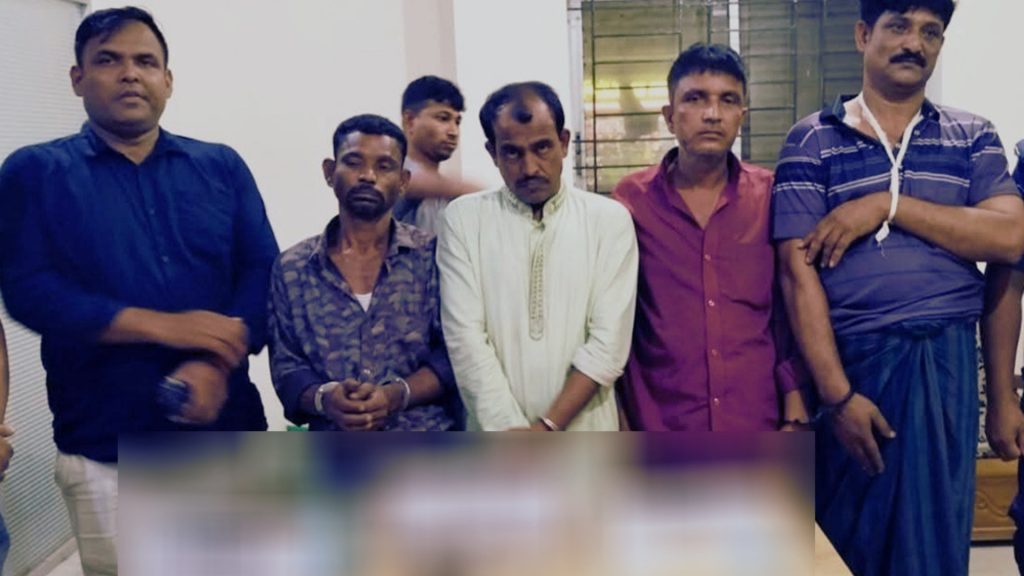 নোয়াখালীতে যৌথ বাহিনীর অভিযান আগ্নেয়াস্ত্র-মাদকসহ গ্রেপ্তার ৬