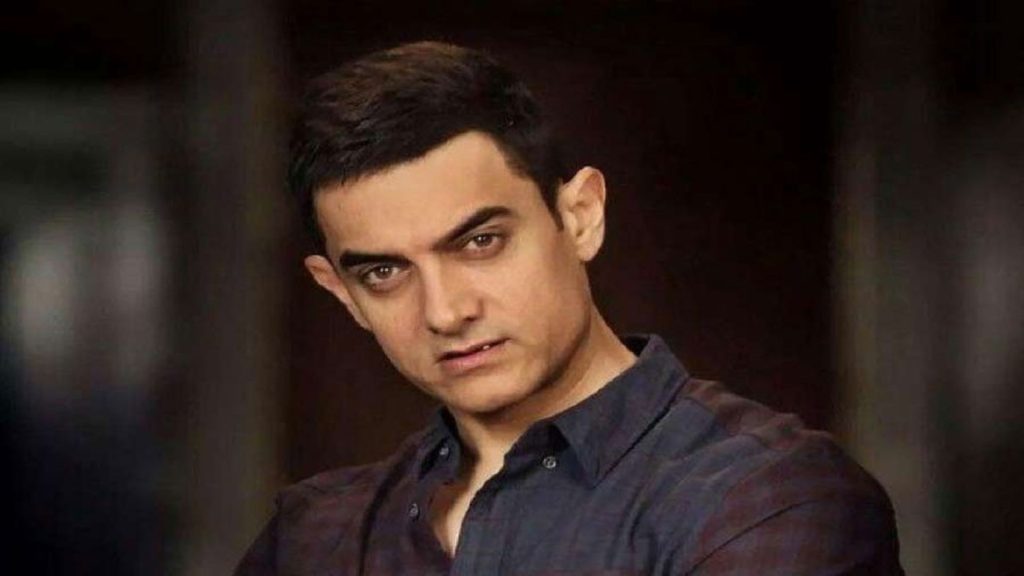 বিমানভীতি আমির খানের উড়ার আগে লেখেন বিশেষ চিঠি