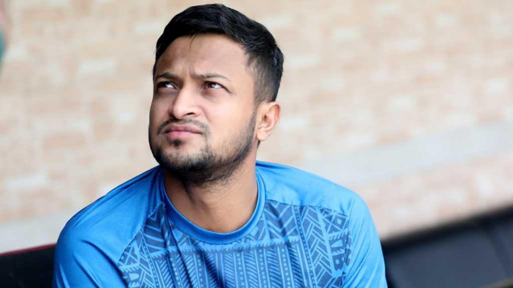 মামলা থেকে নাম সরাতে ১ কোটি টাকা দাবি সাকিব