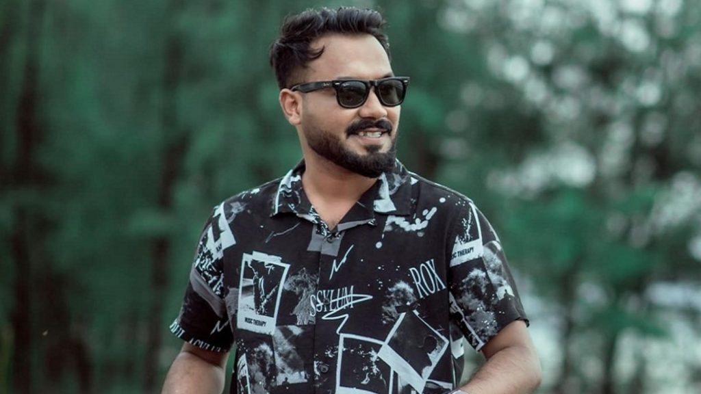 মায়ের সংগ্রাম ও অনুপ্রেরণায় আবেগঘন জিয়াউল হক পলাশ
