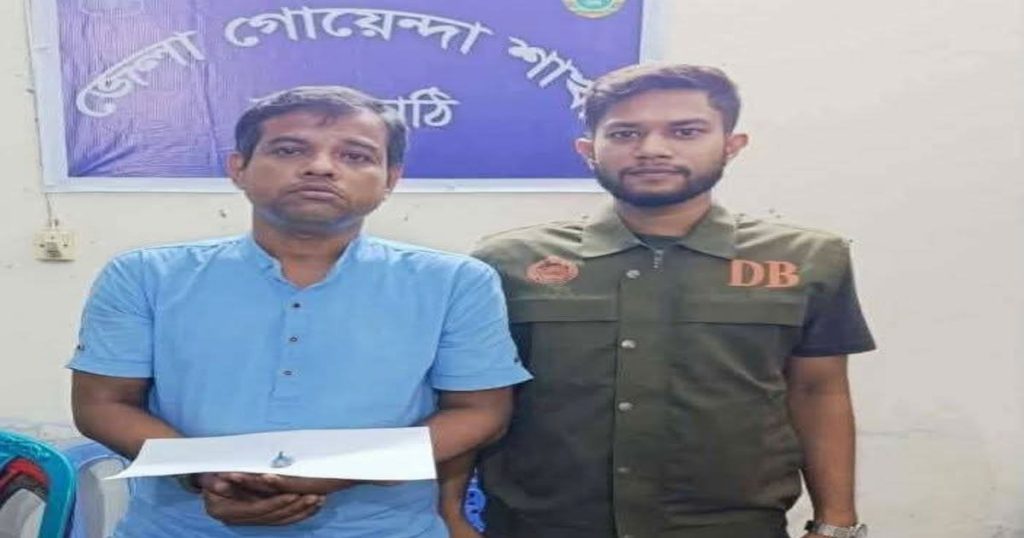 ঝালকাঠিতে ইয়াবাসহ মন্দিরের পুরোহিত আটক