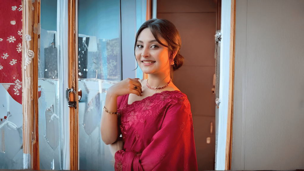 এনগেজড স্ট্যাটাসে নতুন গুঞ্জন, মুখ খুললেন নাজনীন নীহা