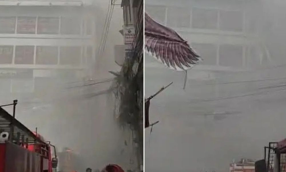 চকবাজারের খাজা মার্কেটের আশিক টাওয়ারে আগুন, নিয়ন্ত্রণে কাজ করছে ফায়ার সার্ভিসের ৬ ইউনিট