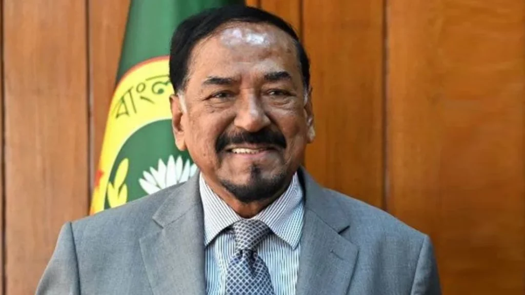 ভারপ্রাপ্ত রাষ্ট্রপতি হিসেবে হাফিজ উদ্দিন আহমদের প্রথম কার্যদিবস আজ