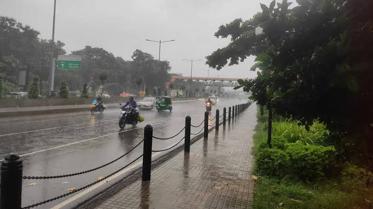 দেশজুড়ে পাঁচ দিন বজ্রসহ বৃষ্টির পূর্বাভাস