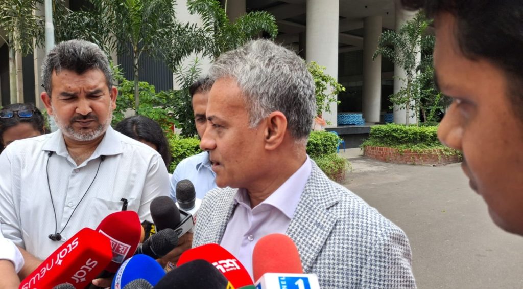 ঢাকায় আবার চালু হচ্ছে ওয়াটার বাস