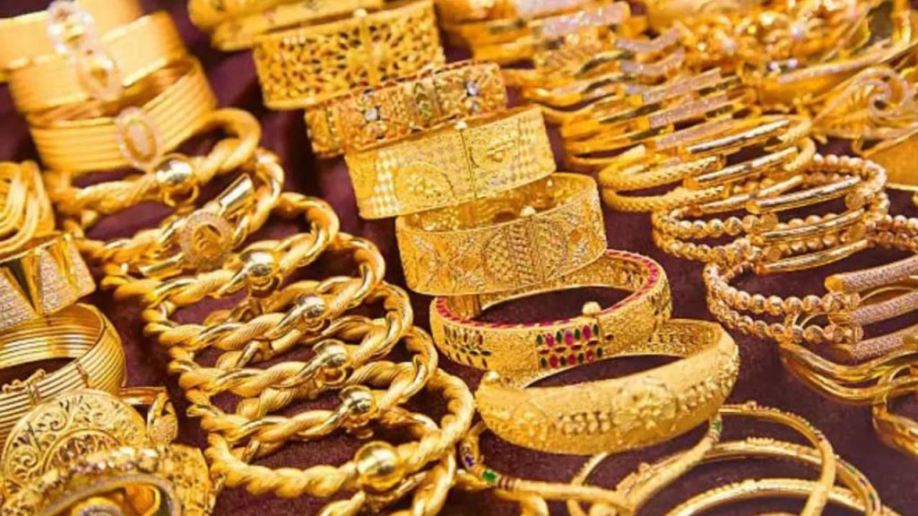 দেশে আবারও বাড়ল সোনার দাম